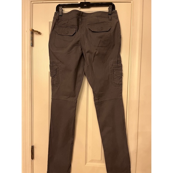 🔥🔥Priced to go! 3 pair bundled khakis in gray / khaki / patterned cream/green! - Picture 7 of 8